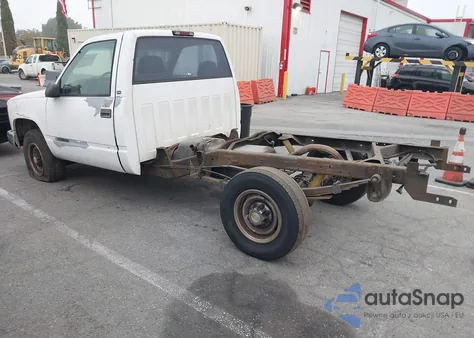 1997 Chevrolet C3500 Chassis from USA, damaged, VIN 1GBGC34R9VF046256